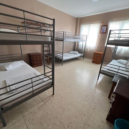 Emile Youth Hostel Gibraltar Eksteriør billede