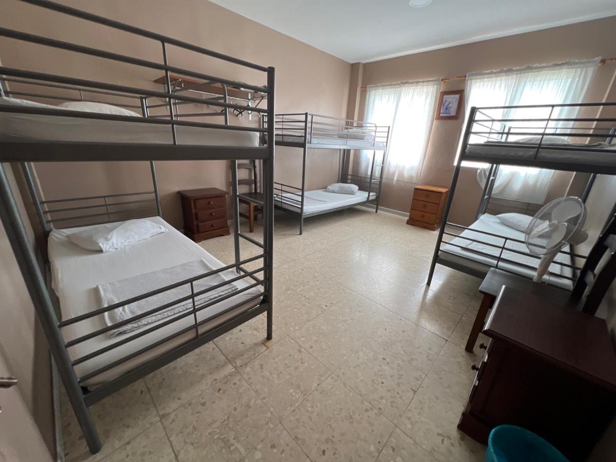 Emile Youth Hostel Gibraltar Eksteriør billede